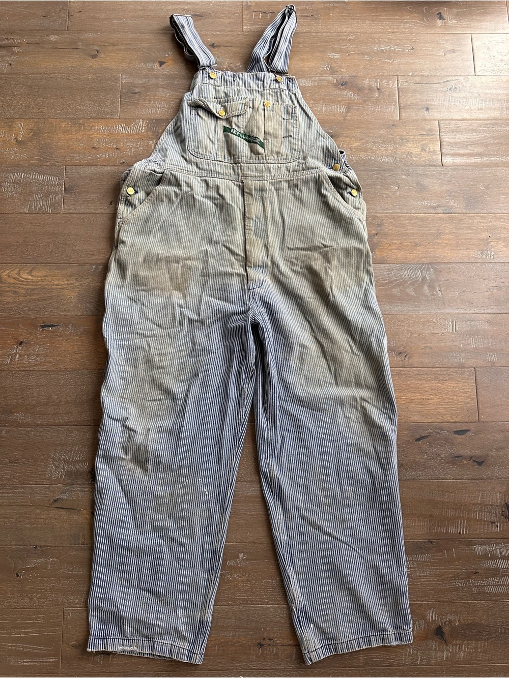VINTAGE KEY HICKORY CONDUCTOR DISTRESSED WAXED OVERALLS 44X32